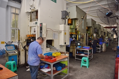 以“獨(dú)門(mén)絕技”闖“紅海”，晉川精密獲國(guó)內(nèi)70%市場(chǎng)份額，引領(lǐng)電池開(kāi)發(fā)新篇章